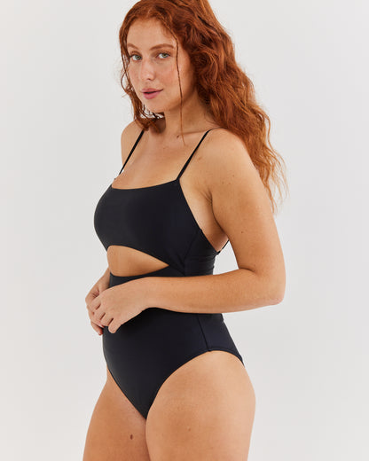 Lulu ~ Black